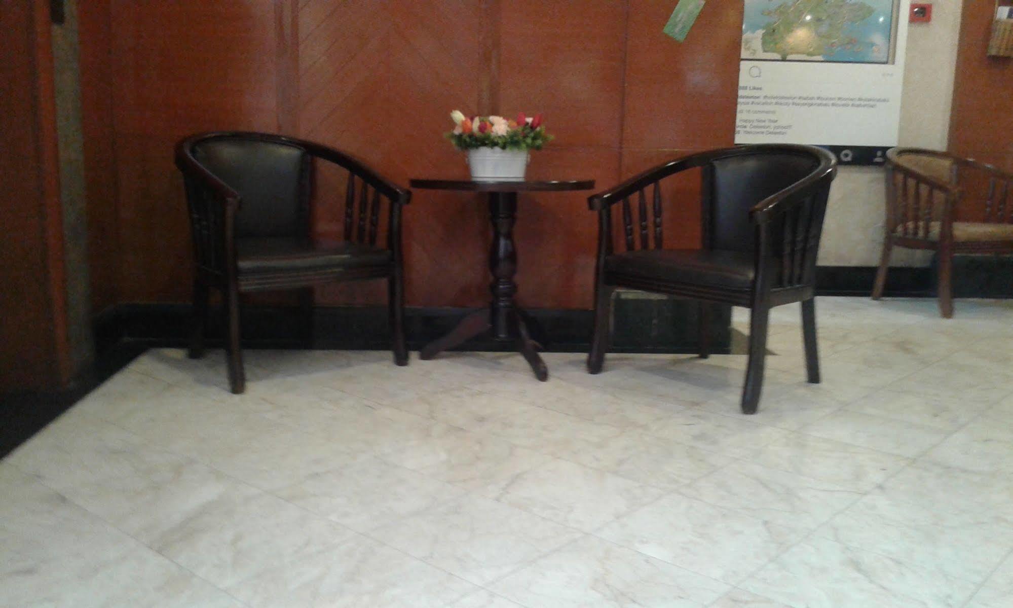 Hotel Deleeton Kota Kinabalu Buitenkant foto